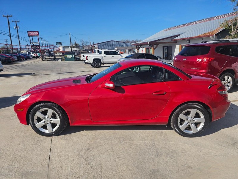 Mercedes-Benz SLK-Class Vehicle Image 02