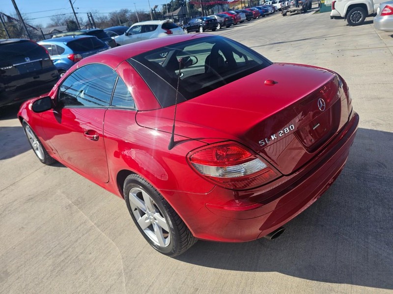 Mercedes-Benz SLK-Class Vehicle Image 03