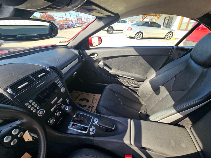 Mercedes-Benz SLK-Class Vehicle Image 12