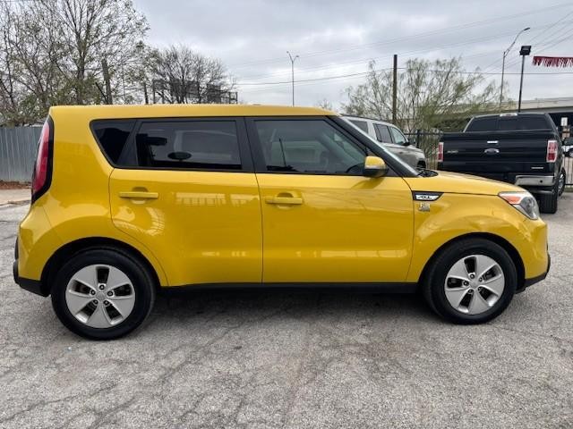 Kia Soul Vehicle Image 06