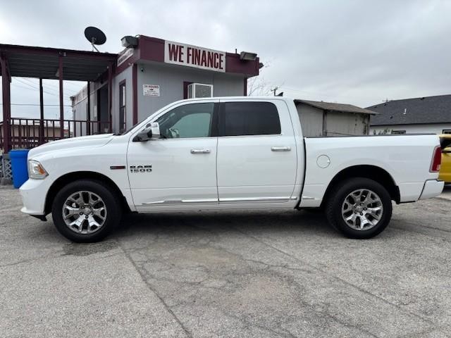 Ram 1500 Vehicle Image 02