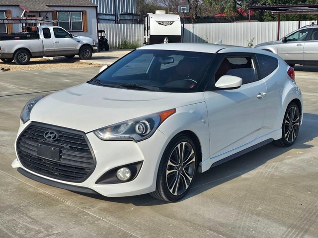 2016 Hyundai Veloster R-Spec's photo