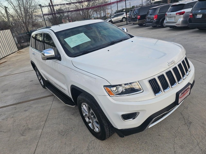 Jeep Grand Cherokee Vehicle Image 09