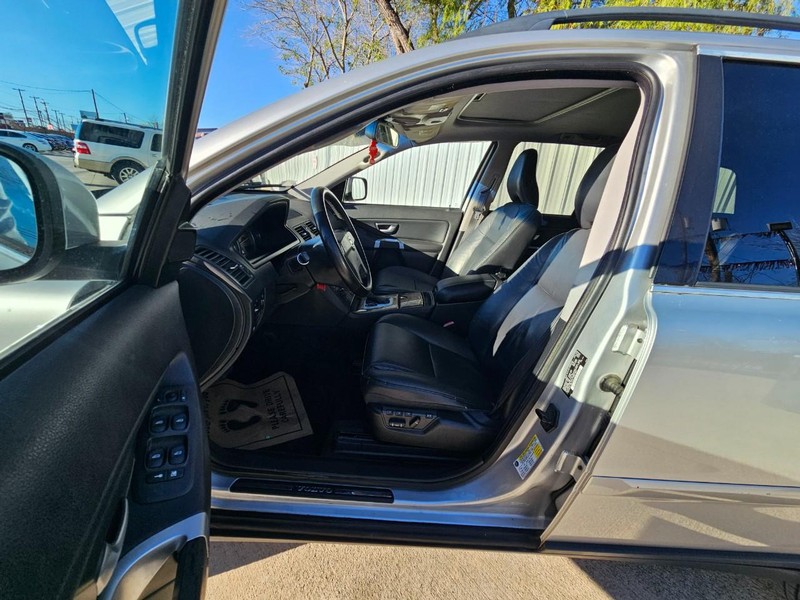 Volvo XC90 Vehicle Image 10