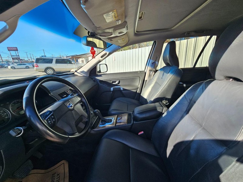 Volvo XC90 Vehicle Image 11