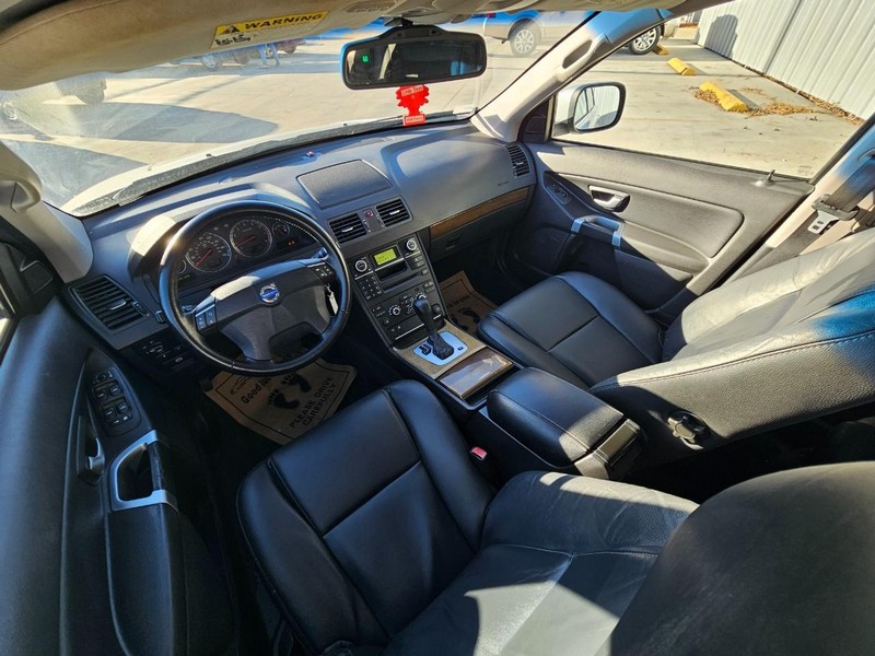 Volvo XC90 Vehicle Image 13