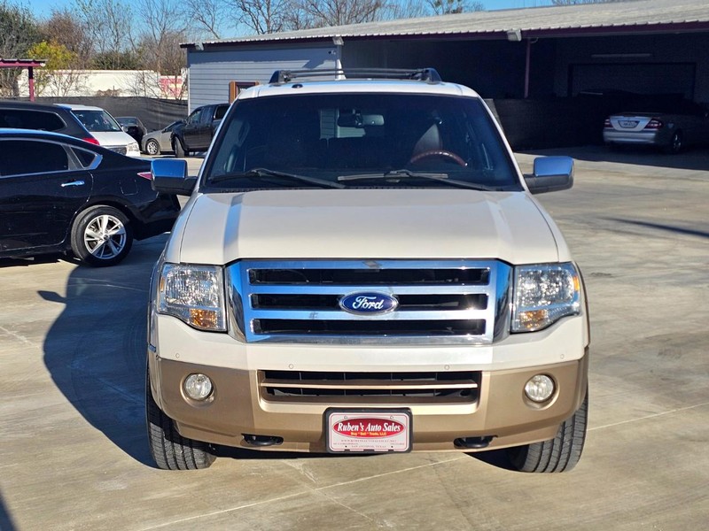 Ford Expedition EL Vehicle Image 10