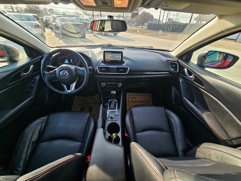 Mazda MAZDA3 Vehicle Image 20