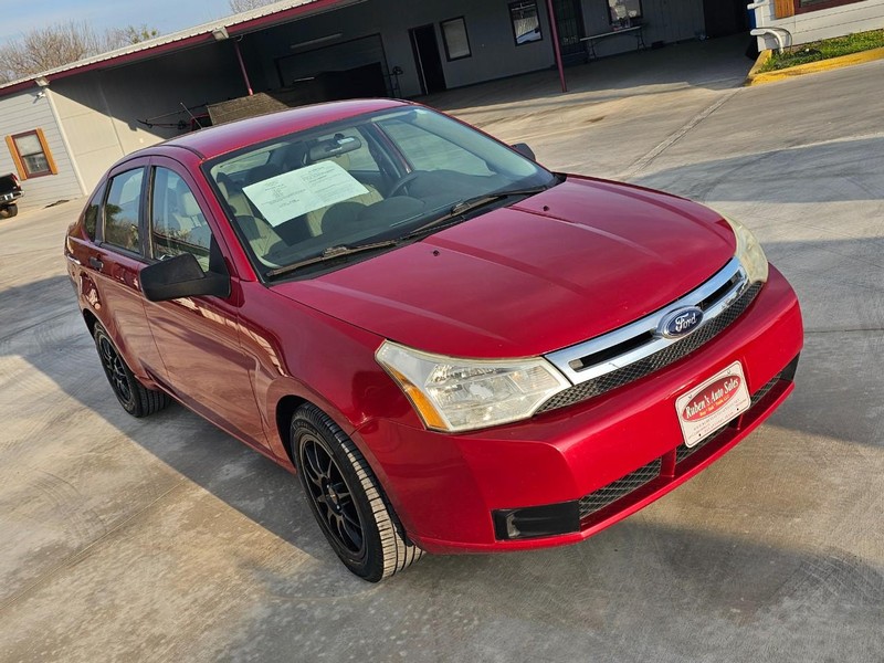 Ford Focus Vehicle Full-screen Gallery Image 07
