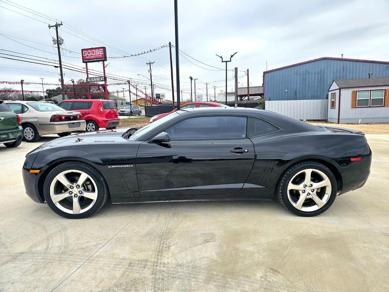Chevrolet Camaro Vehicle Full-screen Gallery Image 02