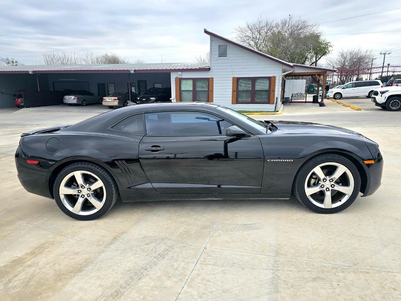 Chevrolet Camaro Vehicle Full-screen Gallery Image 06