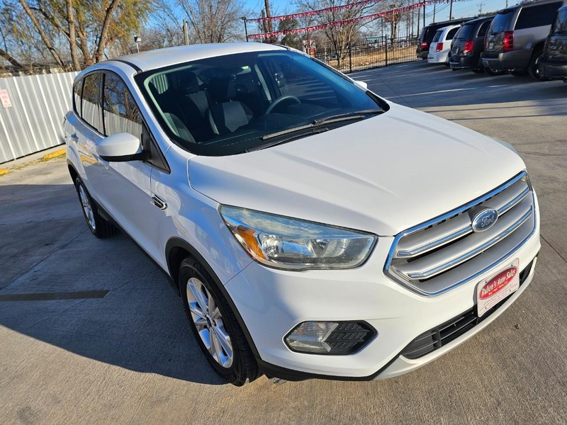 Ford Escape Vehicle Image 09