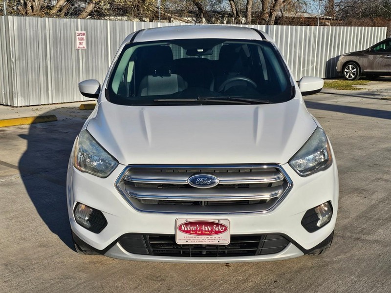 Ford Escape Vehicle Image 10