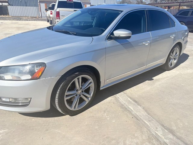 more details - volkswagen passat