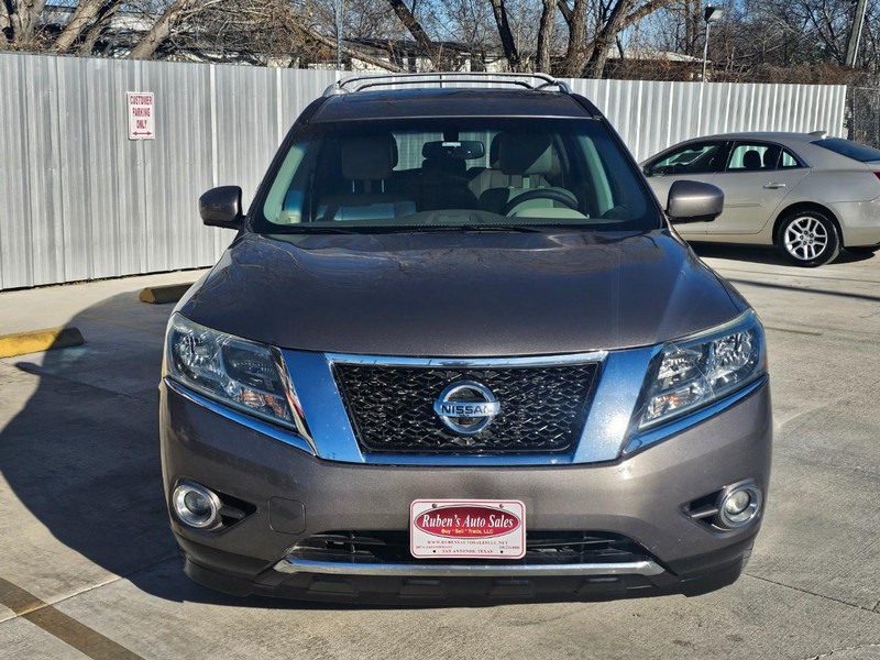 Nissan Pathfinder Vehicle Image 08