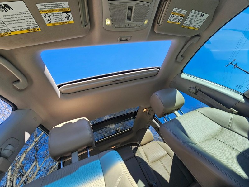 Nissan Pathfinder Vehicle Image 22