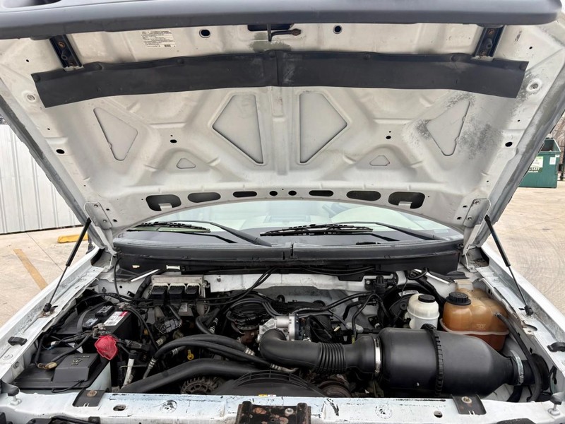 Ford F-150 Vehicle Image 10