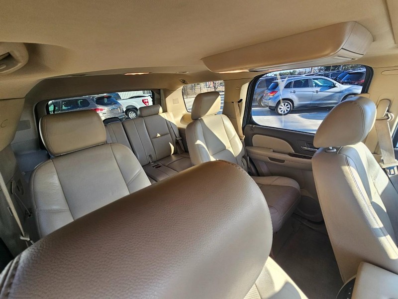 Chevrolet Tahoe Vehicle Image 20