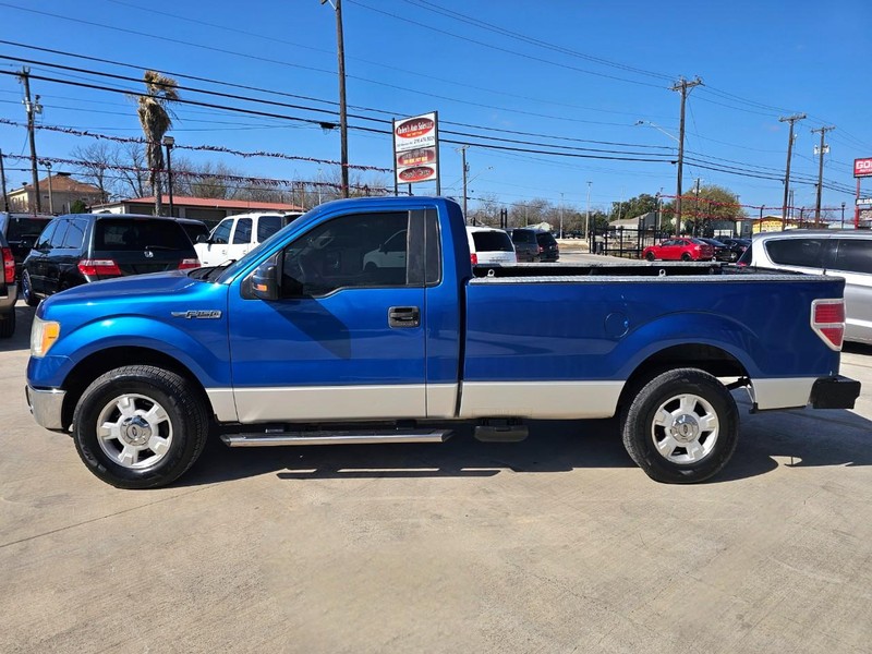 Ford F-150 Vehicle Image 02