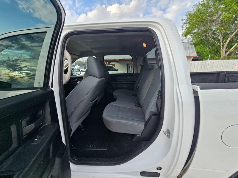 Ram 1500 Vehicle Image 11