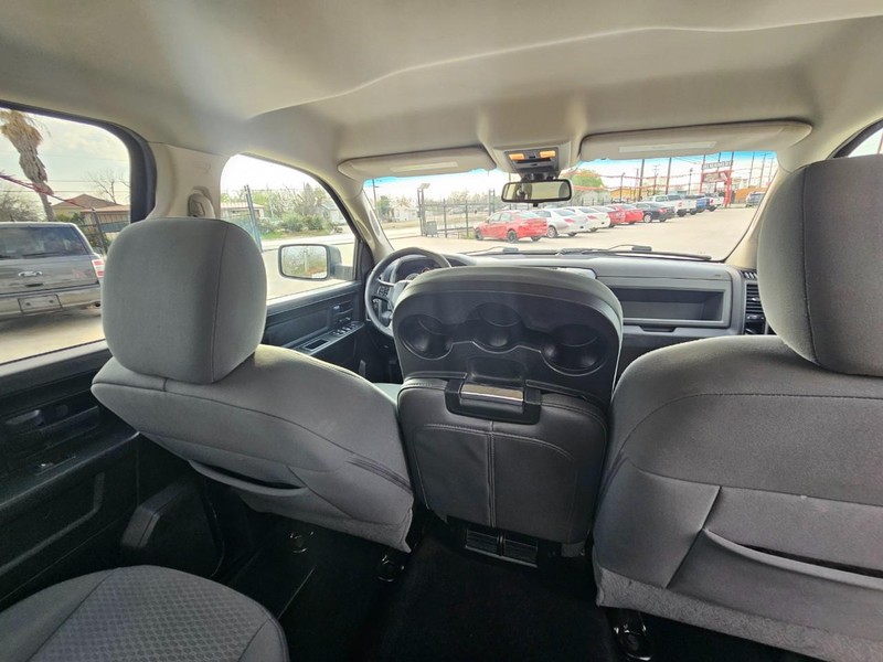 Ram 1500 Vehicle Image 18