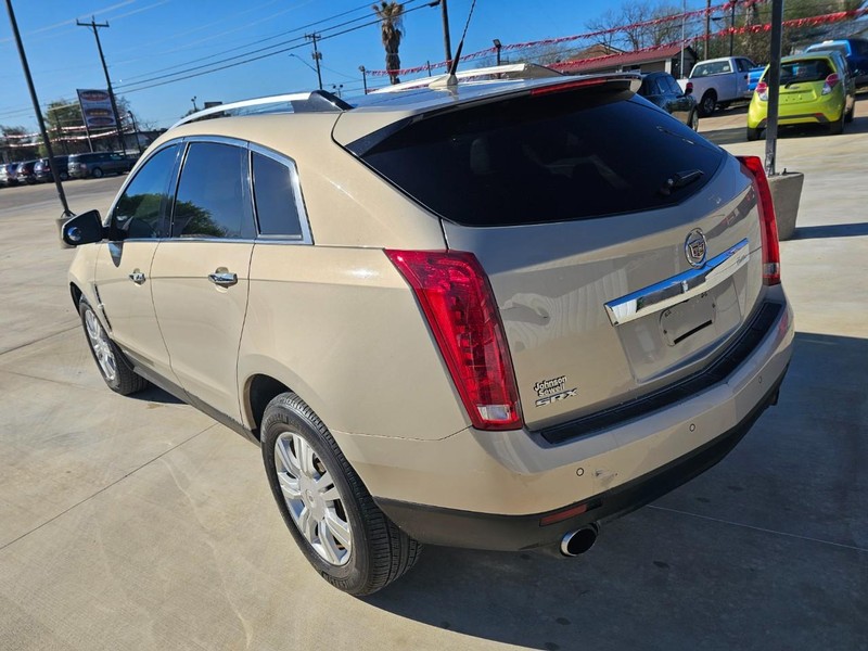 Cadillac SRX Vehicle Image 03