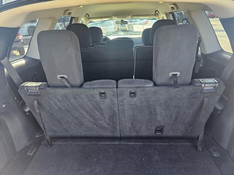 Nissan Pathfinder Vehicle Image 06