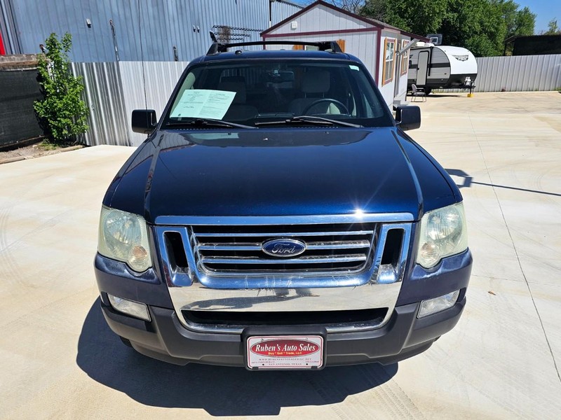 Ford Explorer Sport Trac Vehicle Image 08