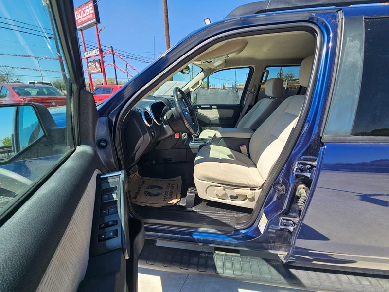 Ford Explorer Sport Trac Vehicle Image 09