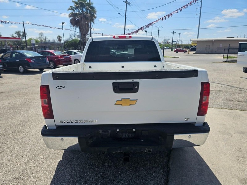 Chevrolet Silverado 1500 Vehicle Image 04
