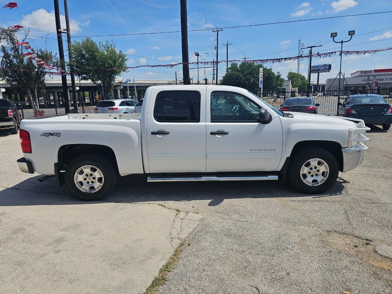 Chevrolet Silverado 1500 Vehicle Image 06