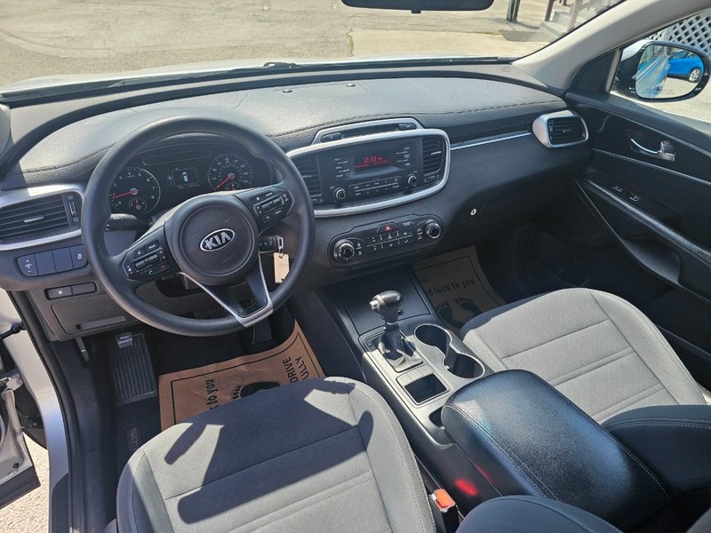 Ford Fusion Vehicle Image 15