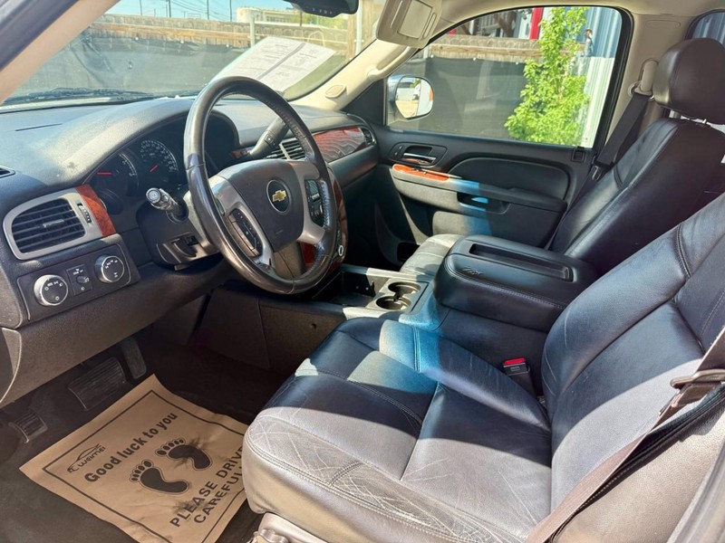 Chevrolet Tahoe Vehicle Image 09