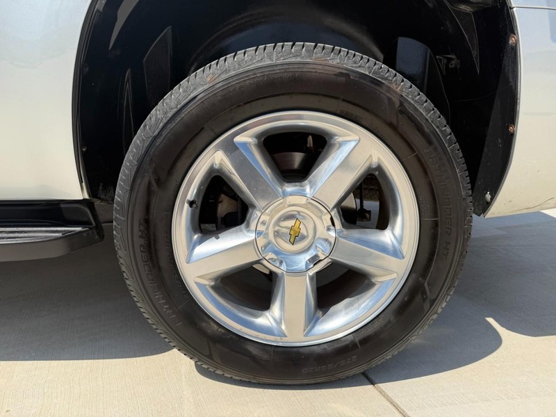 Chevrolet Tahoe Vehicle Image 18
