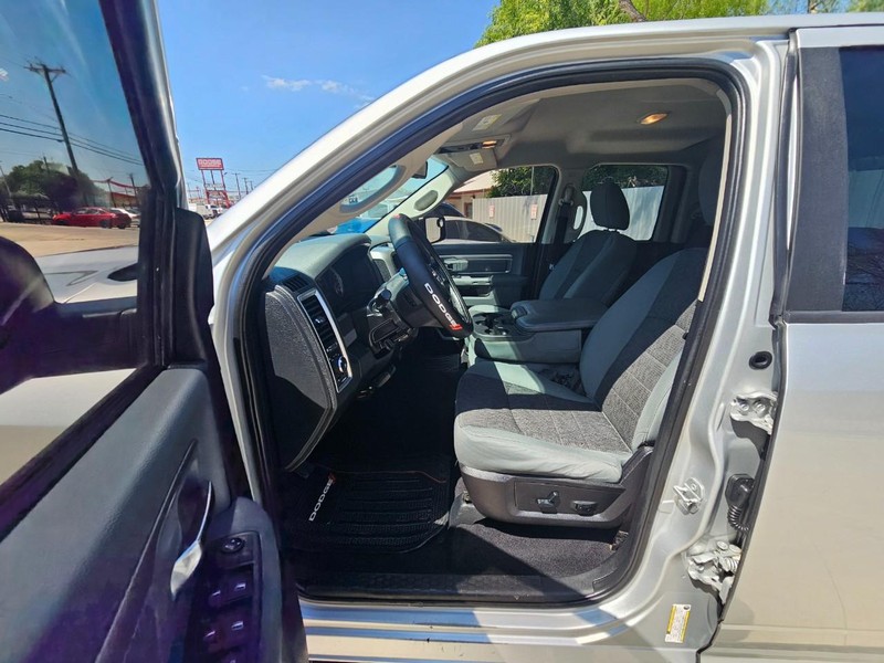 Ram 1500 Vehicle Image 09