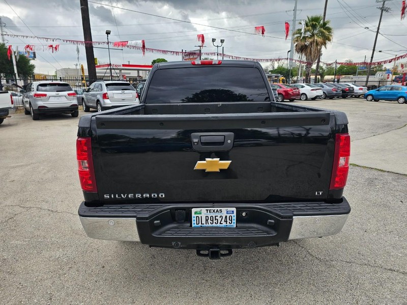 Chevrolet Silverado 1500 Vehicle Full-screen Gallery Image 04