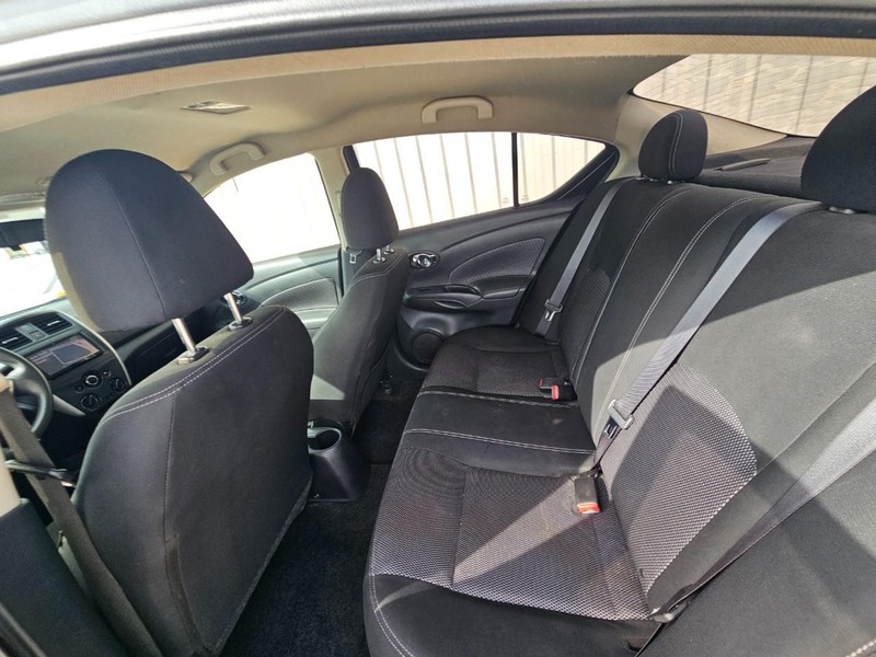 Nissan Versa Sedan Vehicle Image 12
