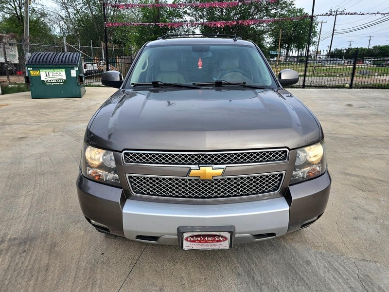 Chevrolet Tahoe Vehicle Image 09