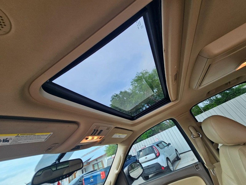 Chevrolet Tahoe Vehicle Image 18