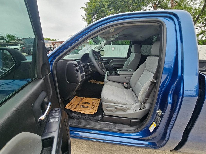 Chevrolet Silverado 1500 Vehicle Image 11