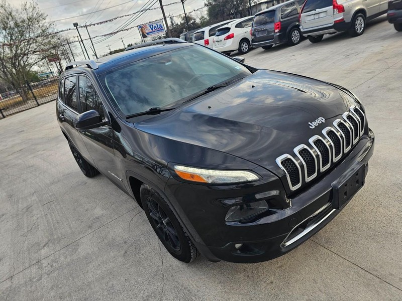 Jeep Cherokee Vehicle Full-screen Gallery Image 09