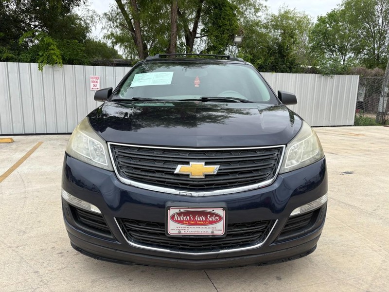 Chevrolet Traverse Vehicle Full-screen Gallery Image 08