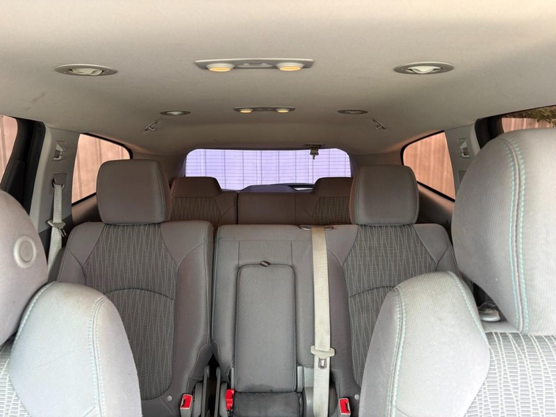 Chevrolet Traverse Vehicle Full-screen Gallery Image 17