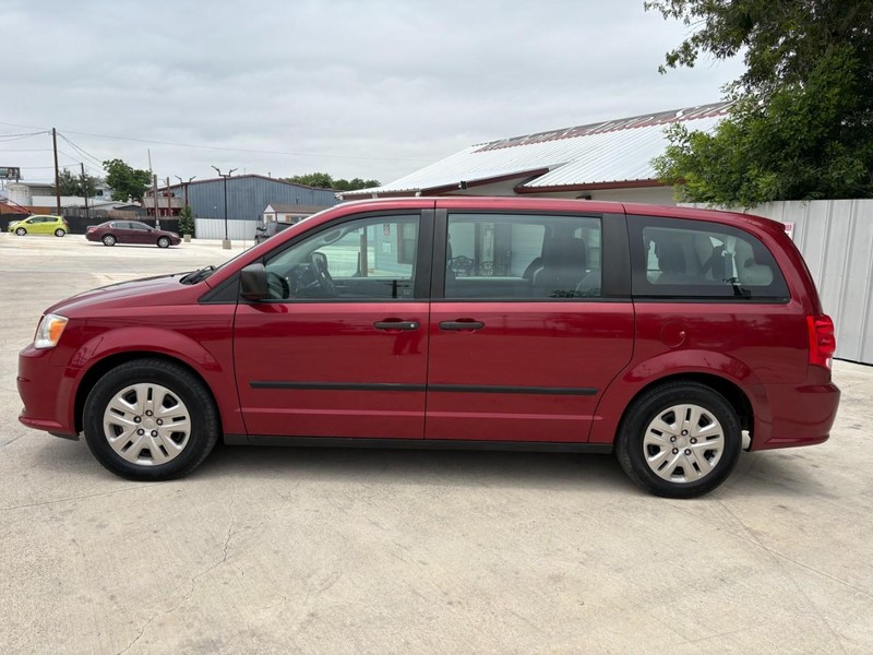 Dodge Grand Caravan Vehicle Image 02