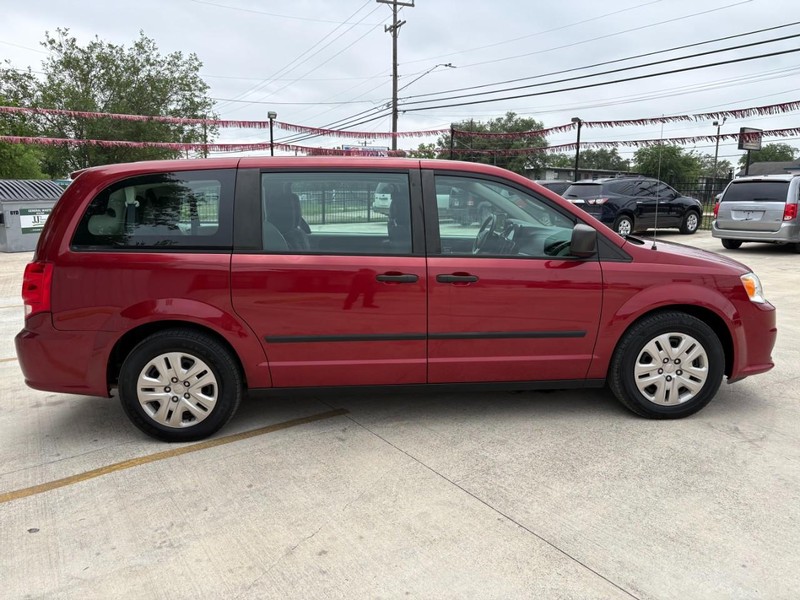 Dodge Grand Caravan Vehicle Image 06
