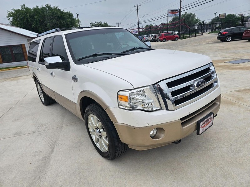 Ford Expedition EL Vehicle Image 08