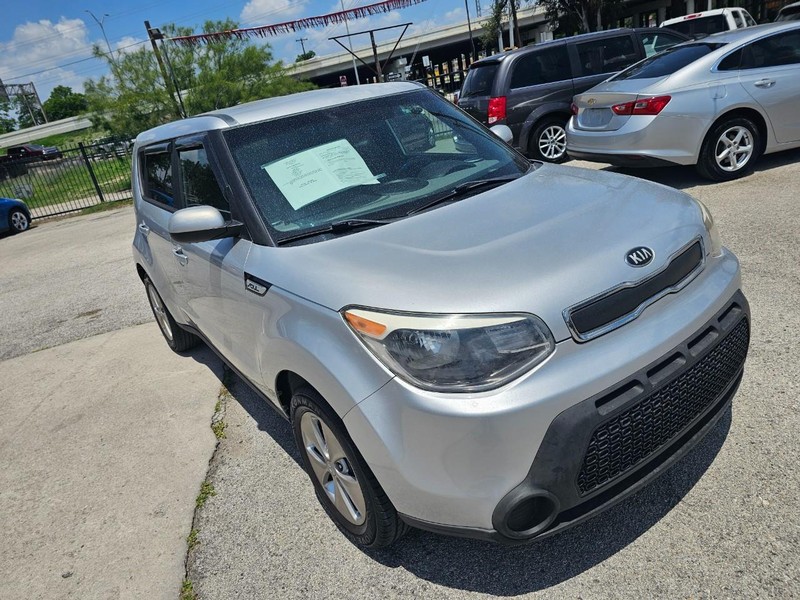 Kia Soul Vehicle Full-screen Gallery Image 08