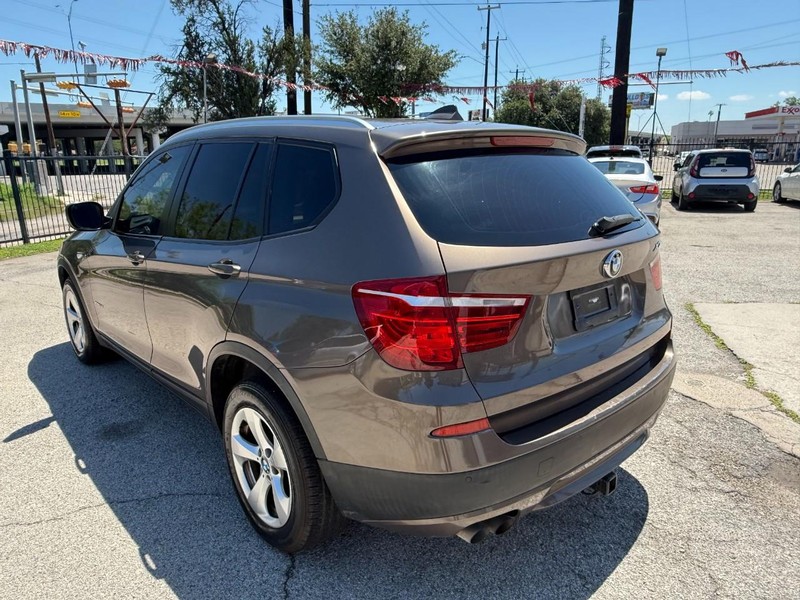 BMW X3 Vehicle Image 03