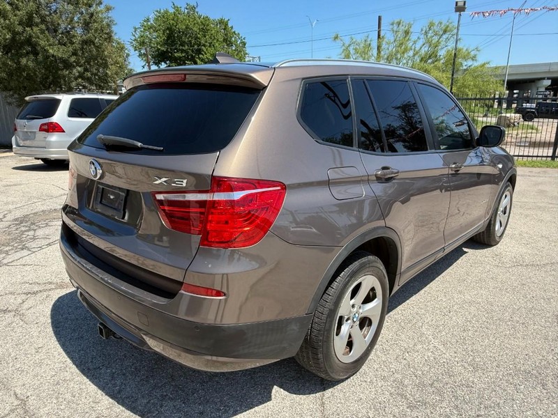 BMW X3 Vehicle Image 05