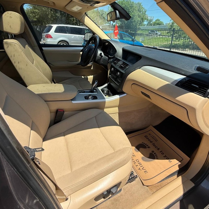 BMW X3 Vehicle Image 10